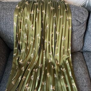 Zara Green Maxi Pleated A-line Skirt